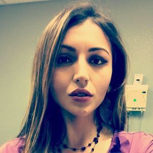 Meet your Posher, Alejandra